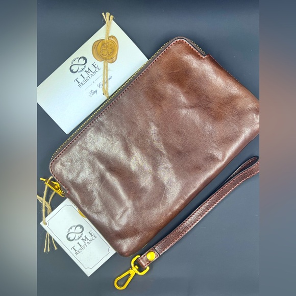 Time Resistance Ulysses Leather Clutch - Picture 1 of 16